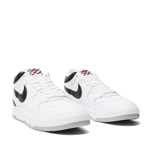 Nike Attack QS SP black and white